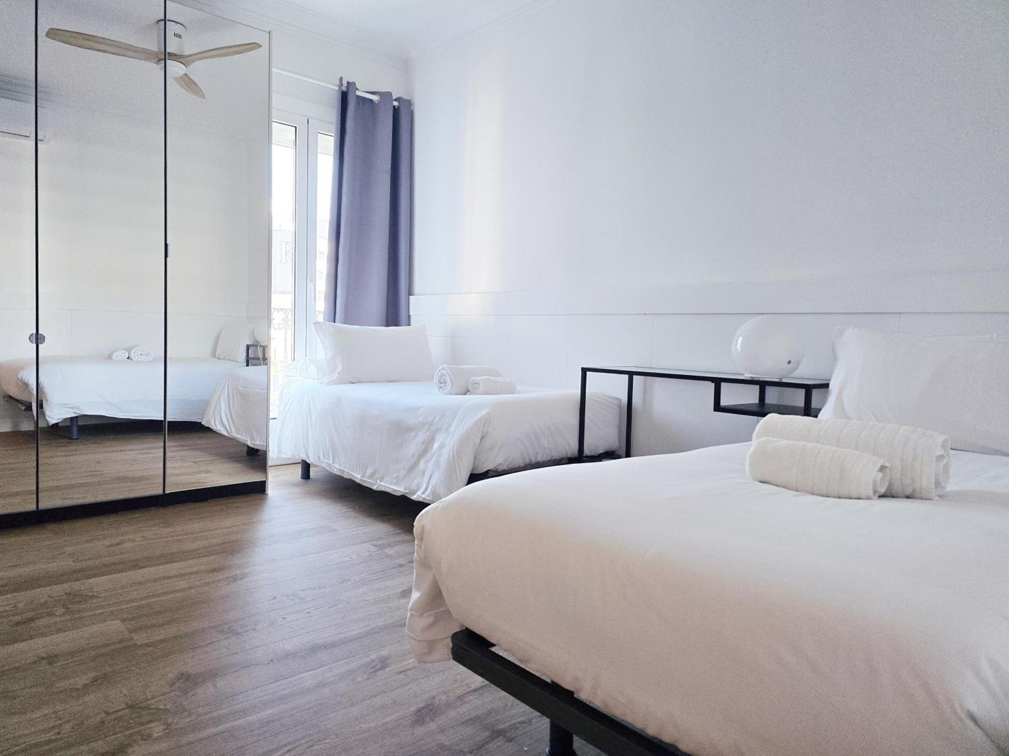 The Corner Apartments By Aspasios Barcelona Luaran gambar